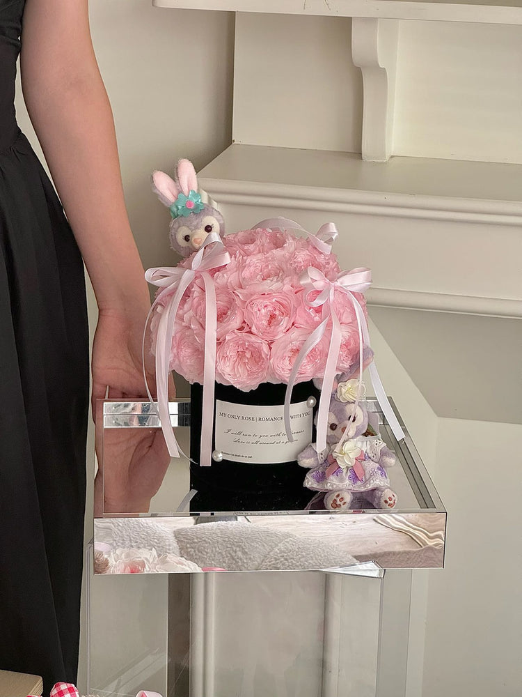 Bow Tie Toy Hug Bucket