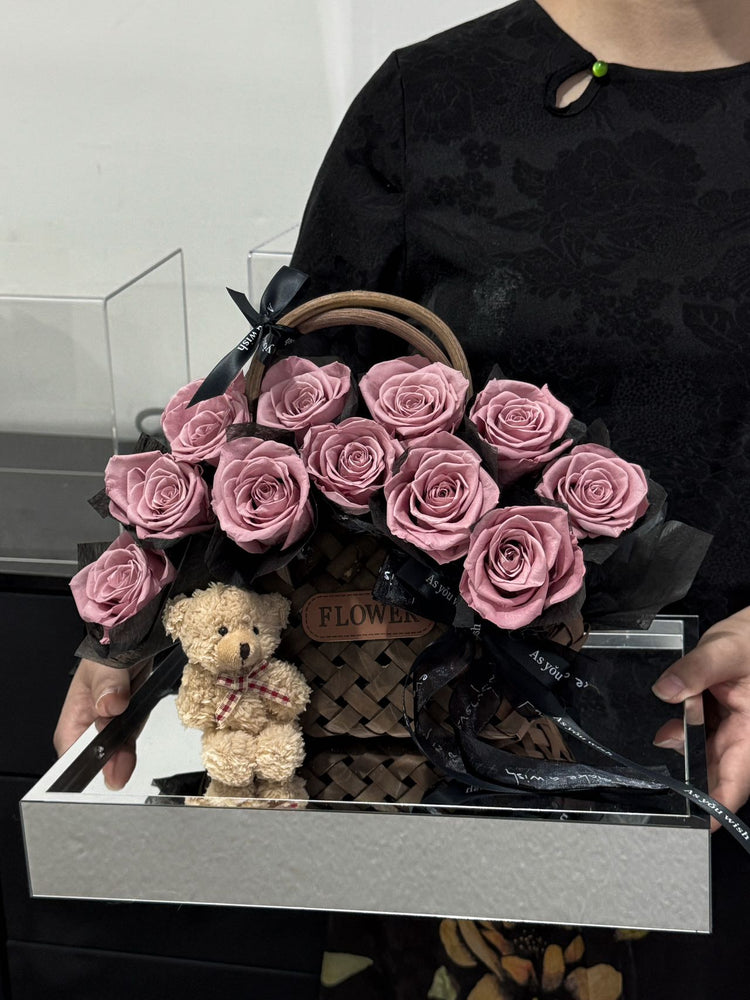 “Little Bear Flower Basket”