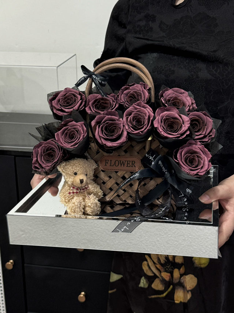 “Little Bear Flower Basket”