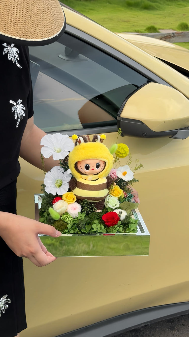 Bees 🐝 Labubu Garden