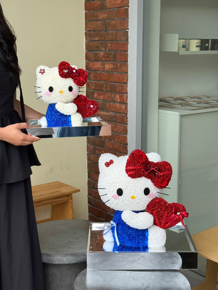 ‘’Hold Your Heart‘’ Hello Kitty