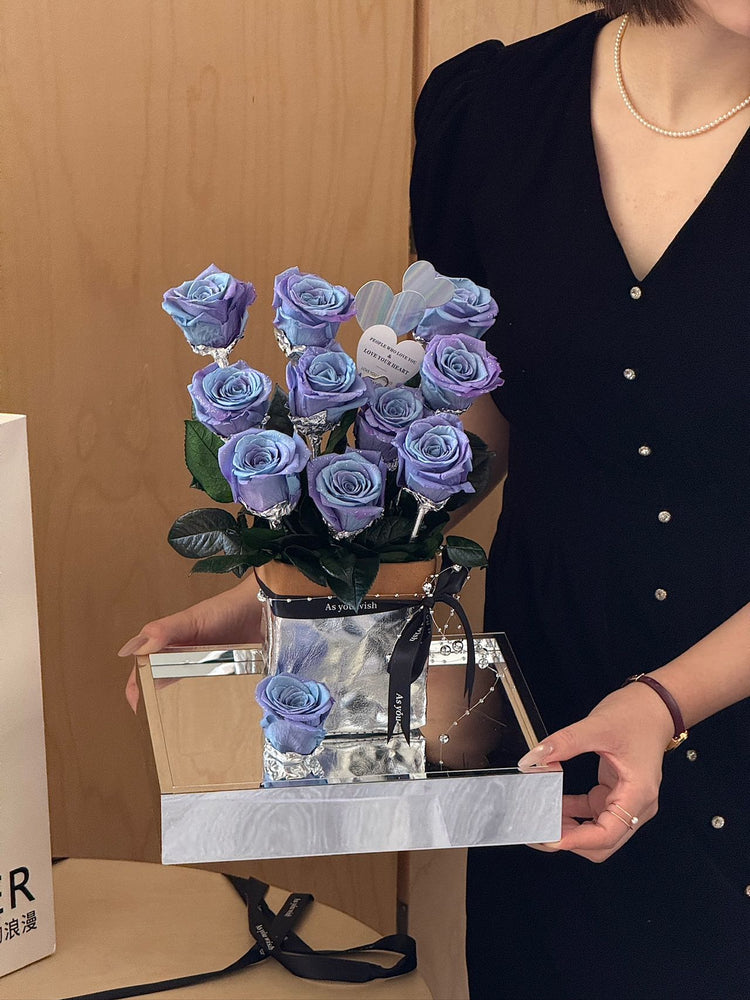 Romantic Forever – 11 Eternal Roses