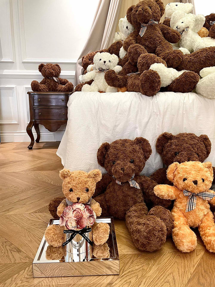Mini Teddy Bear Hug Bucket