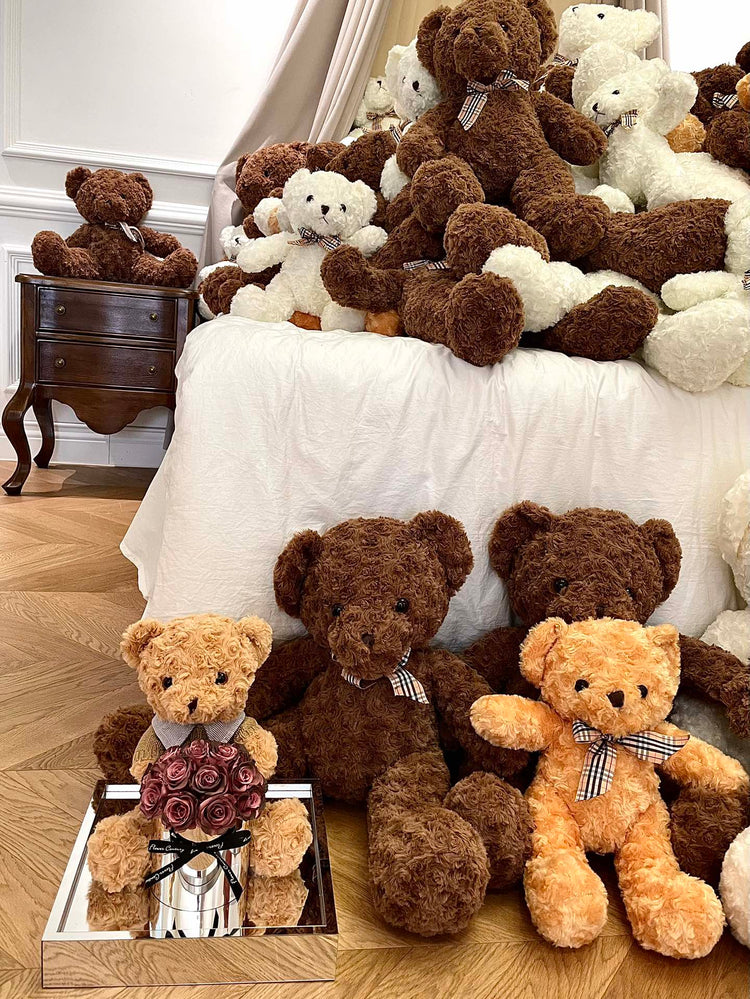Mini Teddy Bear Hug Bucket