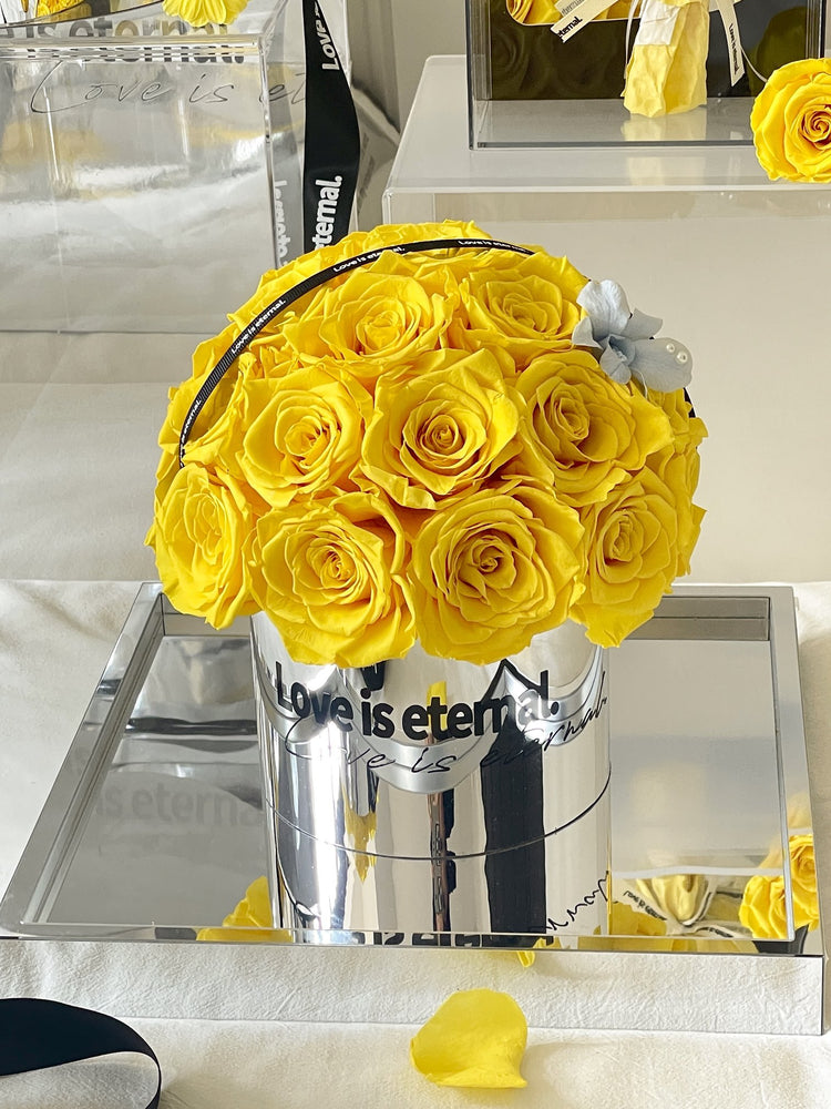 Yellow Rose Small Ball Hug Bucket
