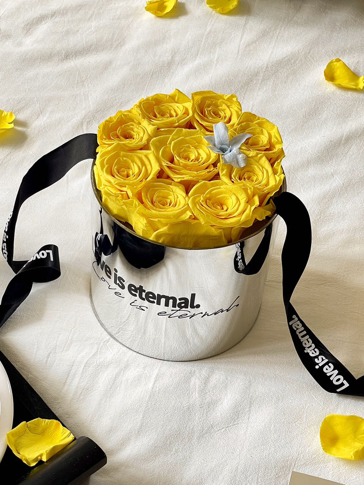 Yellow Rose 9-Flower Hug Bucket