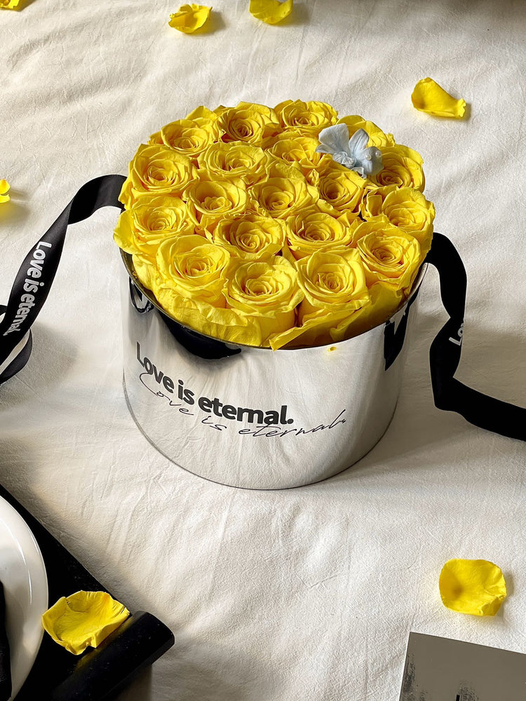 Yellow Rose 19-Flower Hug Bucket